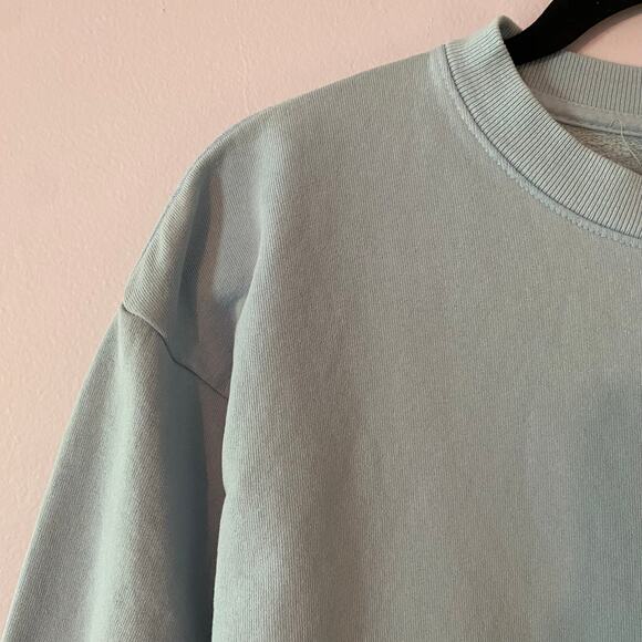 Sporty & Rich Women's size Small Baby Blue Crewneck Sweatshirt Loungewear - Picture 3 of 8